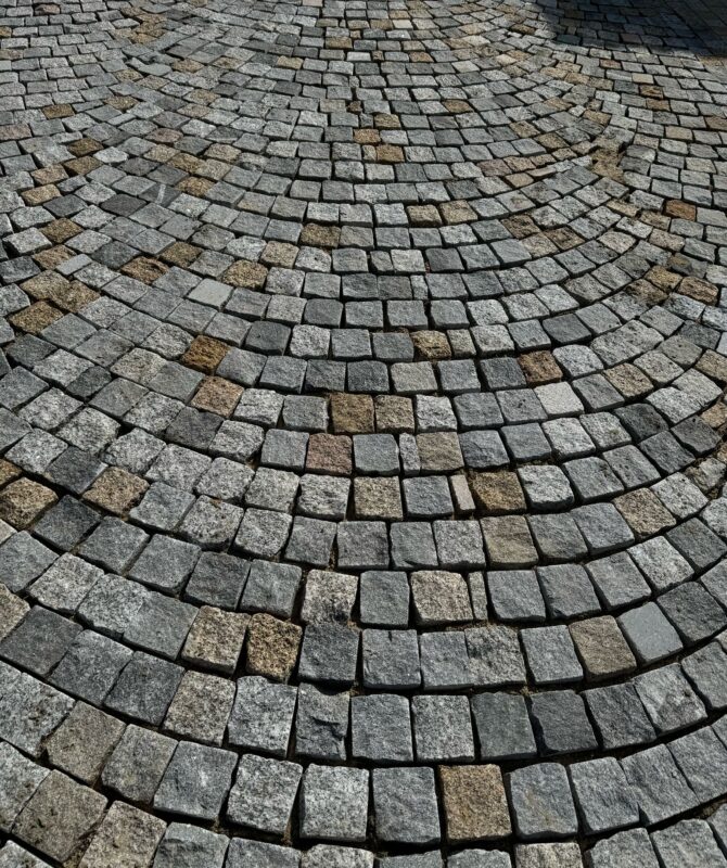 Pavés en granite multicolore – Image 3