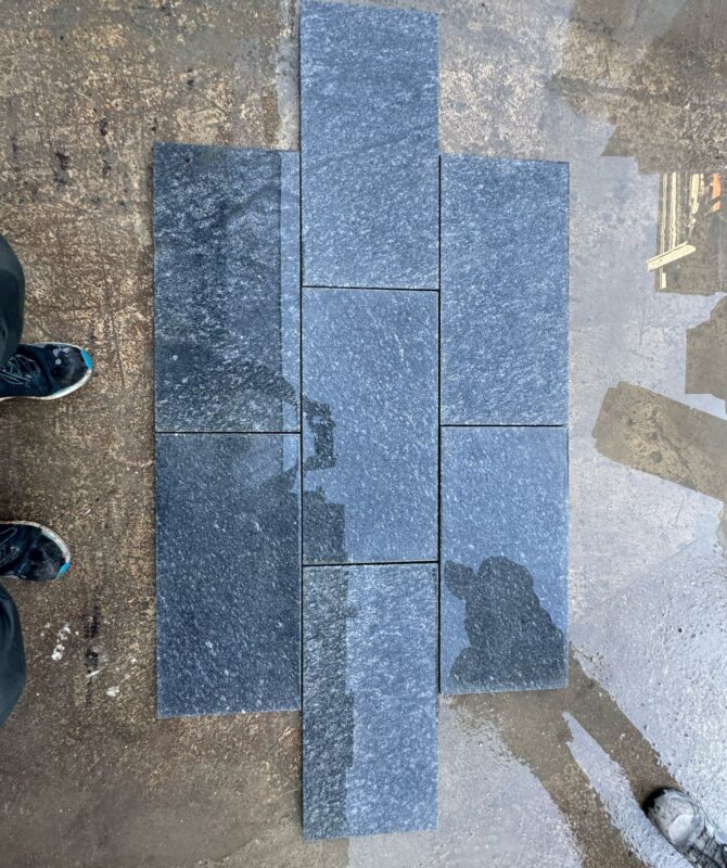 Dalles 30/60 en granite noir – Image 4